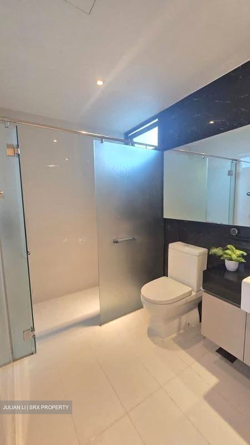 Esparina Residences (D19), Condominium #628483051